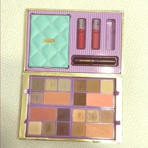 Tarte Away Oui Go Palette